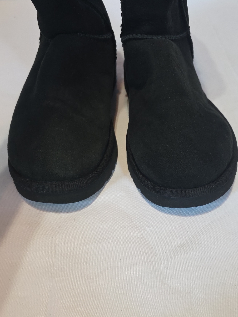UGG Women's Classic Tall Boots 5815 Sheepskin Black 8 - Picture 3 of 12